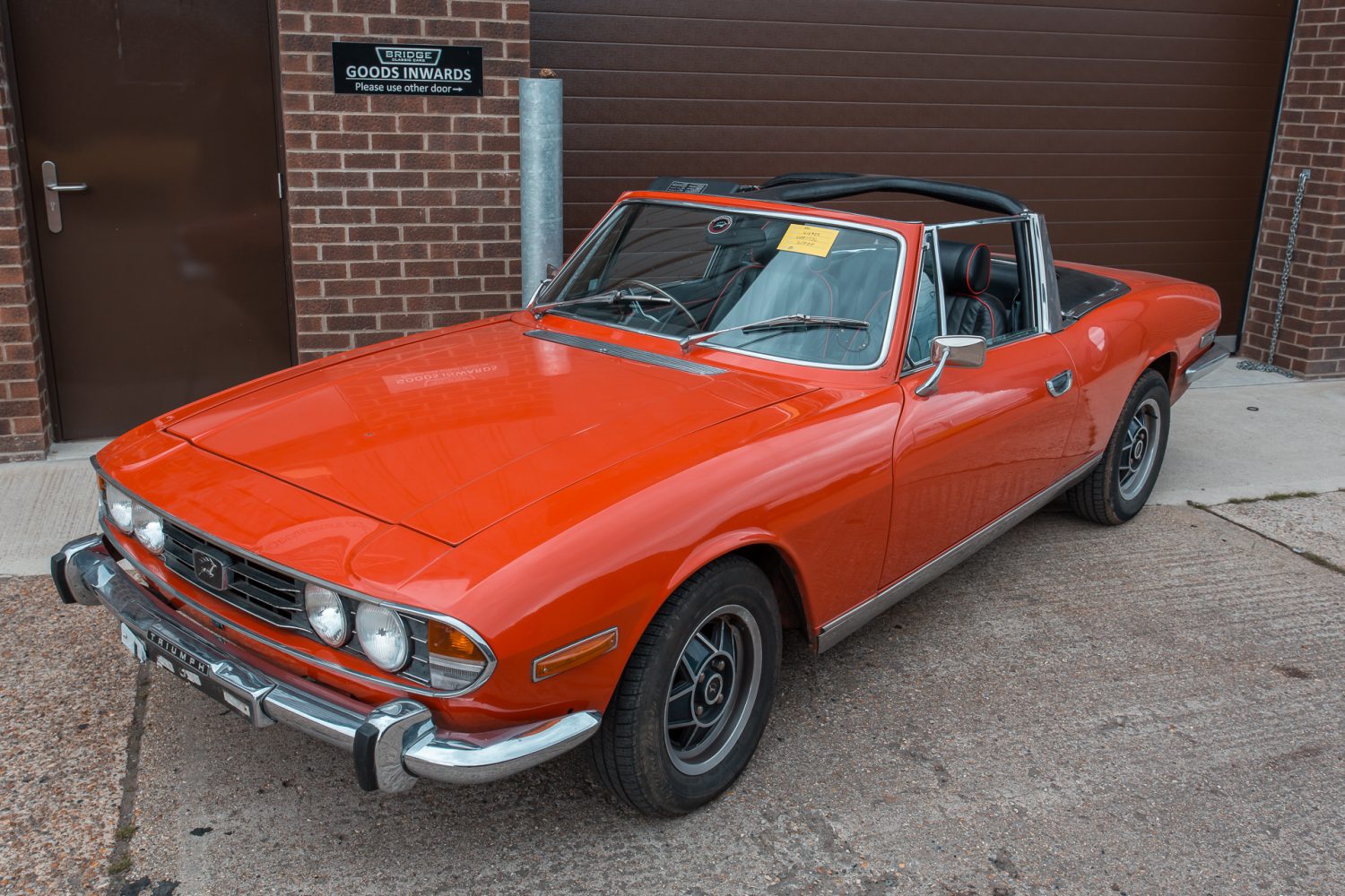 1973 Triumph Stag Red6 2