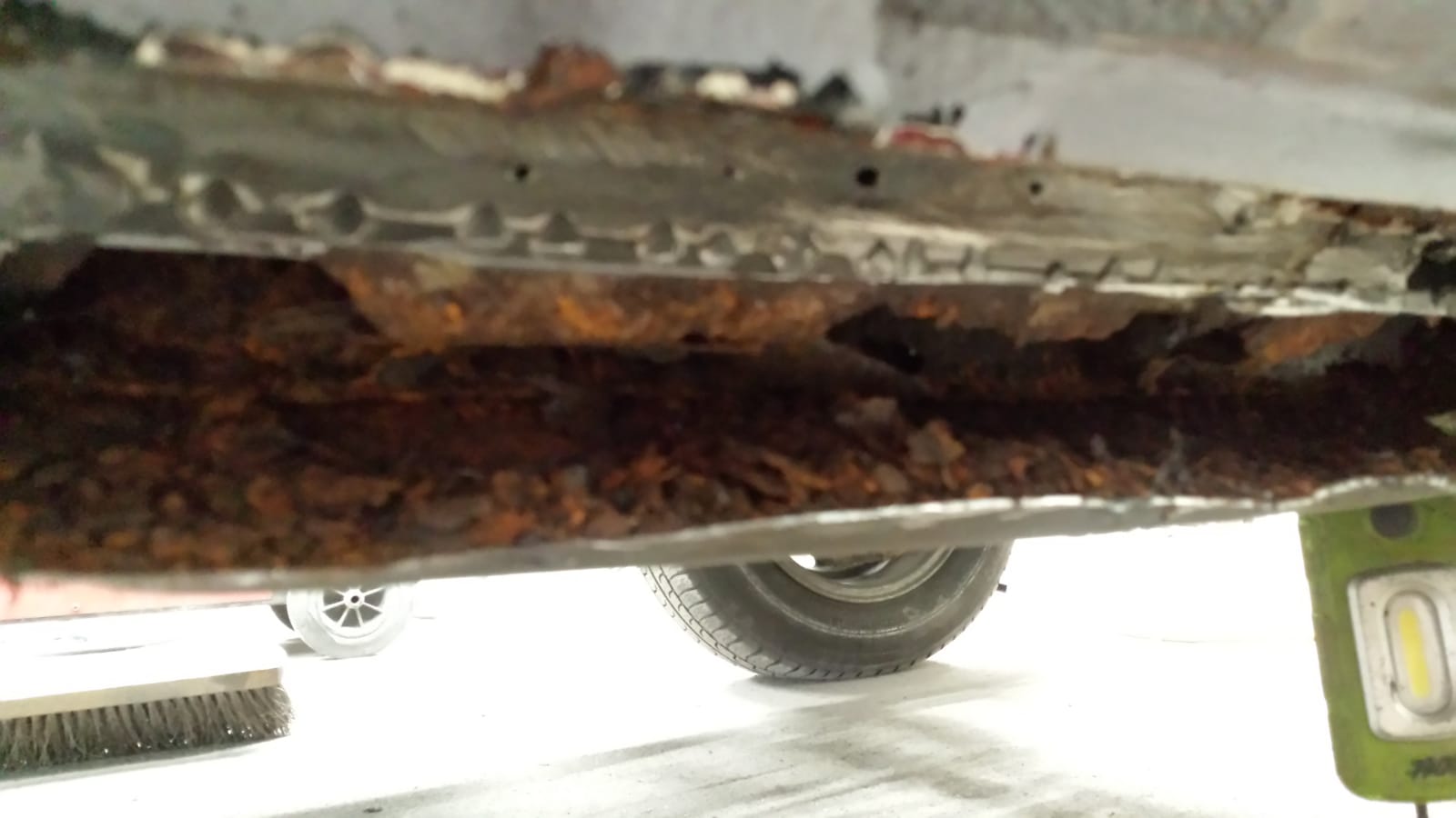 1974 Peugeot 504 Rust Repairs33 1