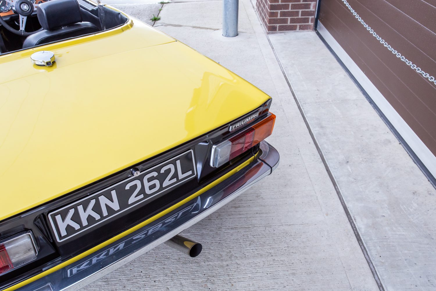1976 Triumph TR6 Yellow15 1