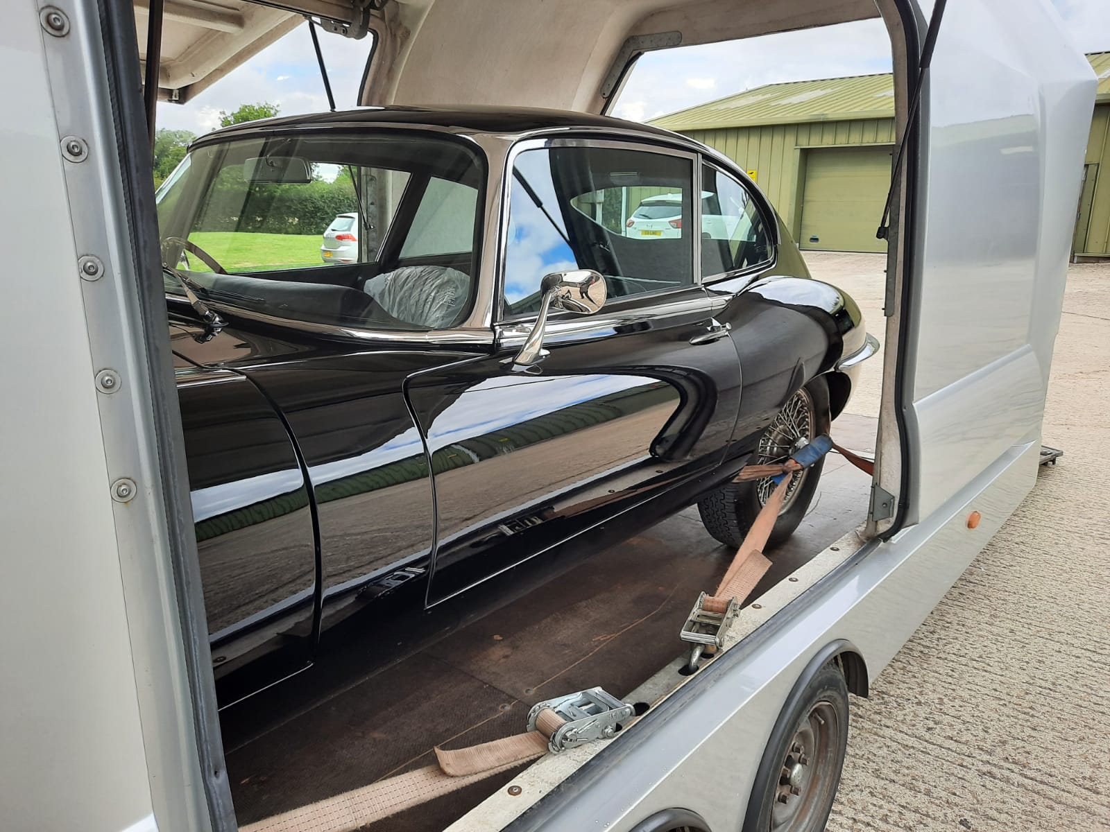 240620 Jaguar E Type6 1