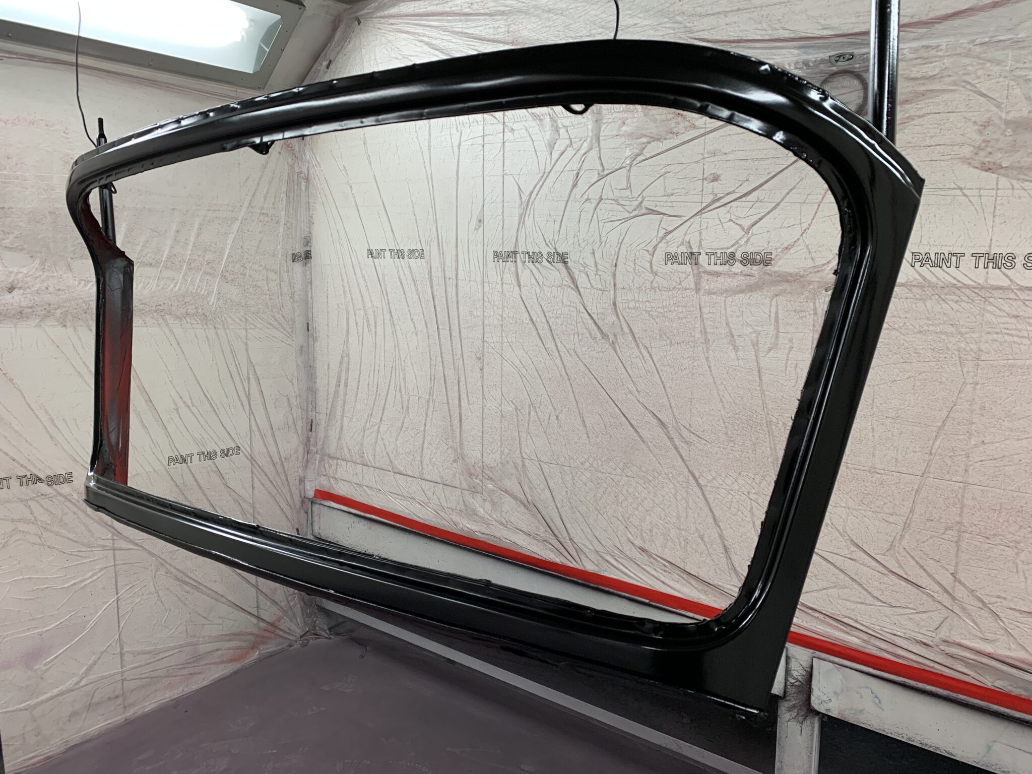 280720 Triumph TR6 Screen Surround 2 1 scaled