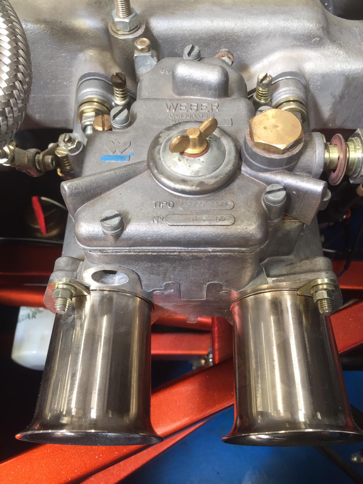 ADY whatsapp Etype racecar Carbs2 1