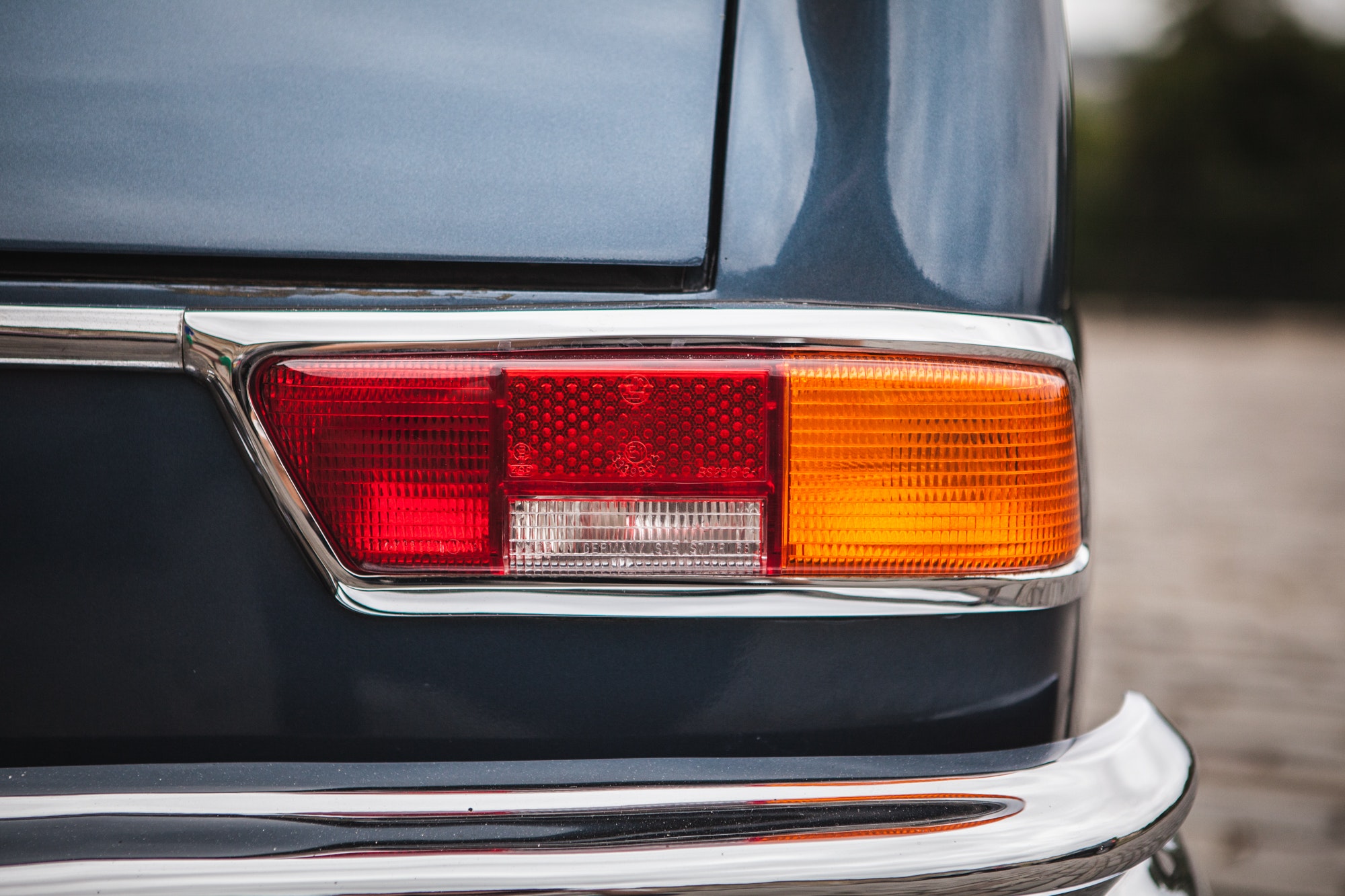 1966 Mercedes Benz W111 250SE Coupe GFX178D 35 1