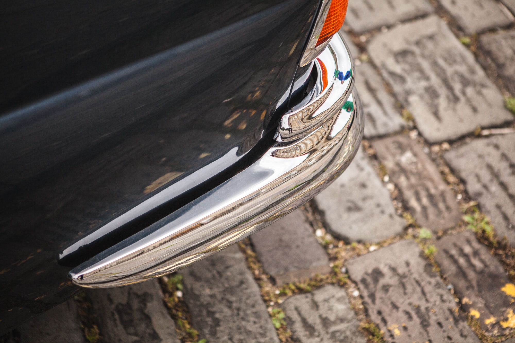 1966 Mercedes Benz W111 250SE Coupe GFX178D 41 1