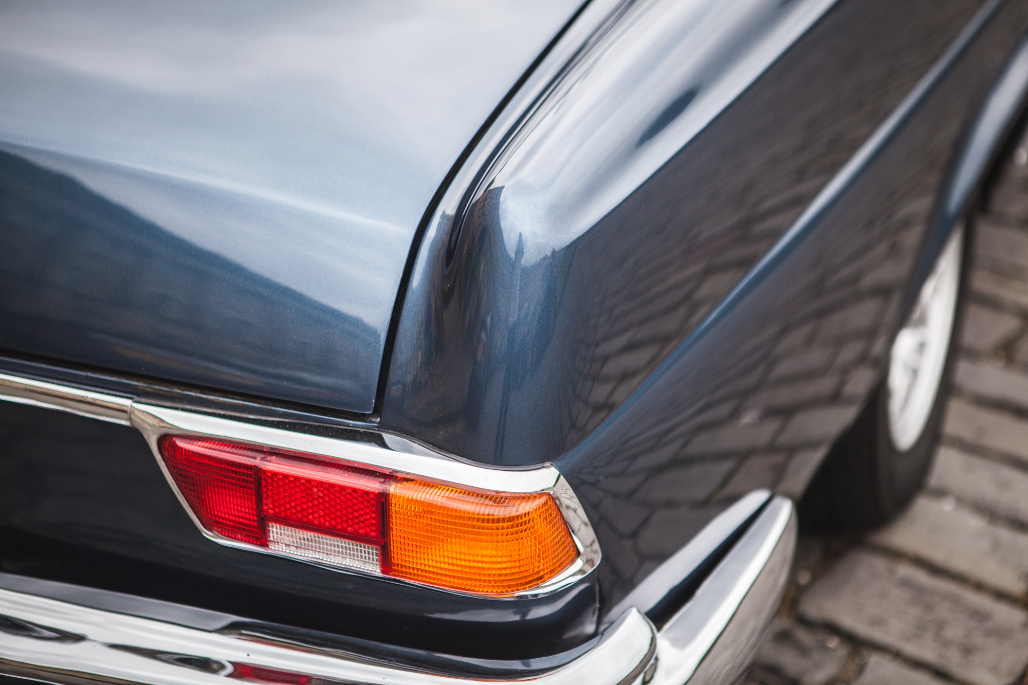 1966 Mercedes Benz W111 250SE Coupe GFX178D 43 1