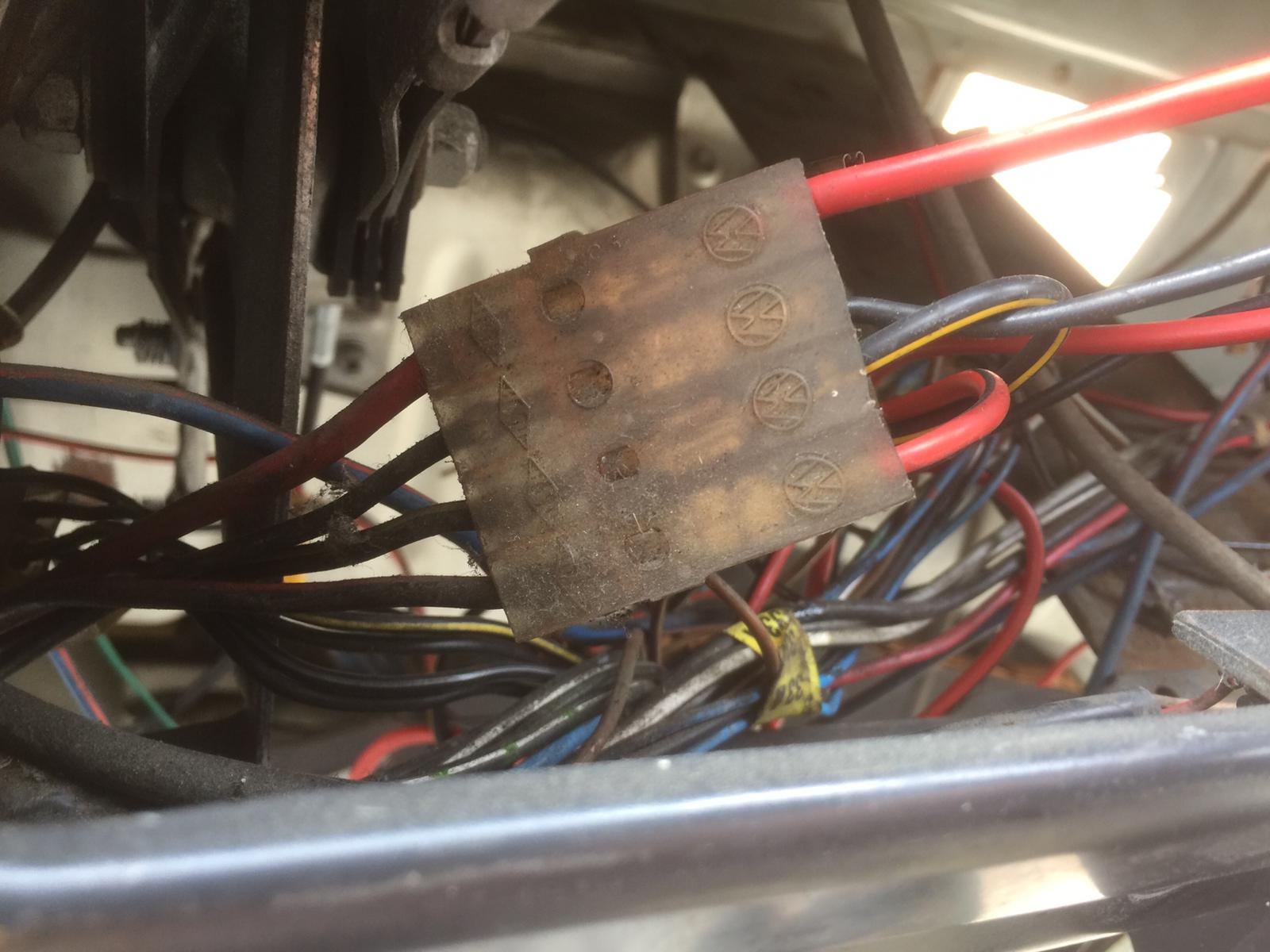 24082020 1973 VW Camper T2 Stripping 28 1