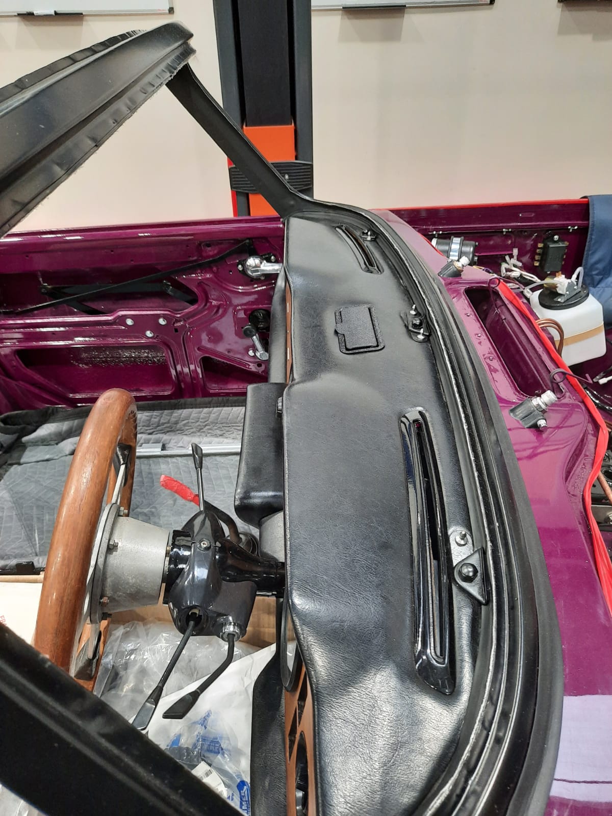 27082020 1973 Triumph TR61 1