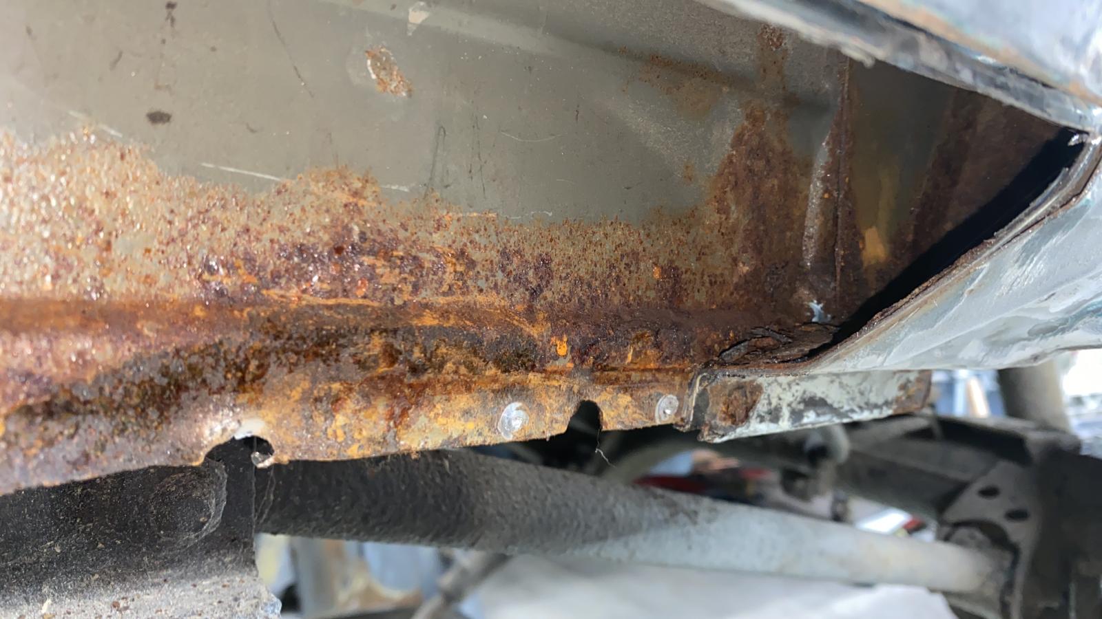 01102020 Antony Nissan Patrol rust repairs13 1