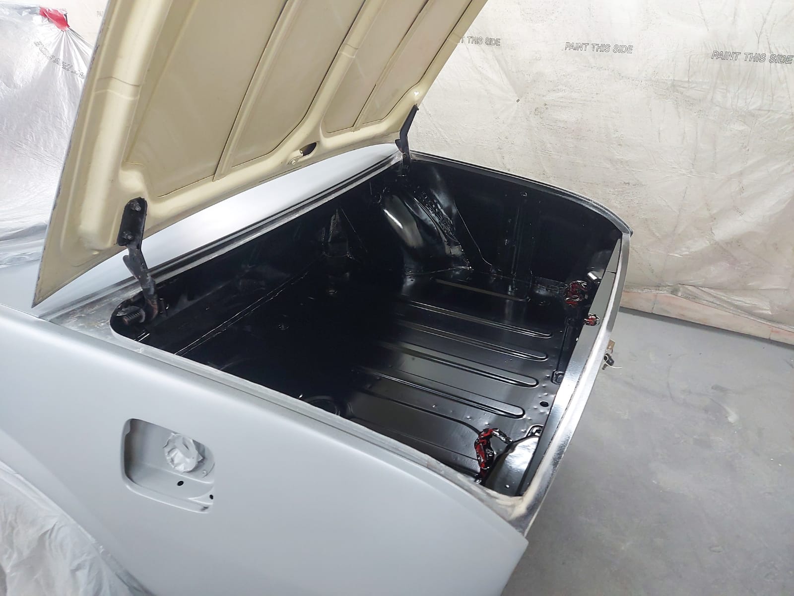 01102020 Peugeot 504 Prep and painting Darren17 2