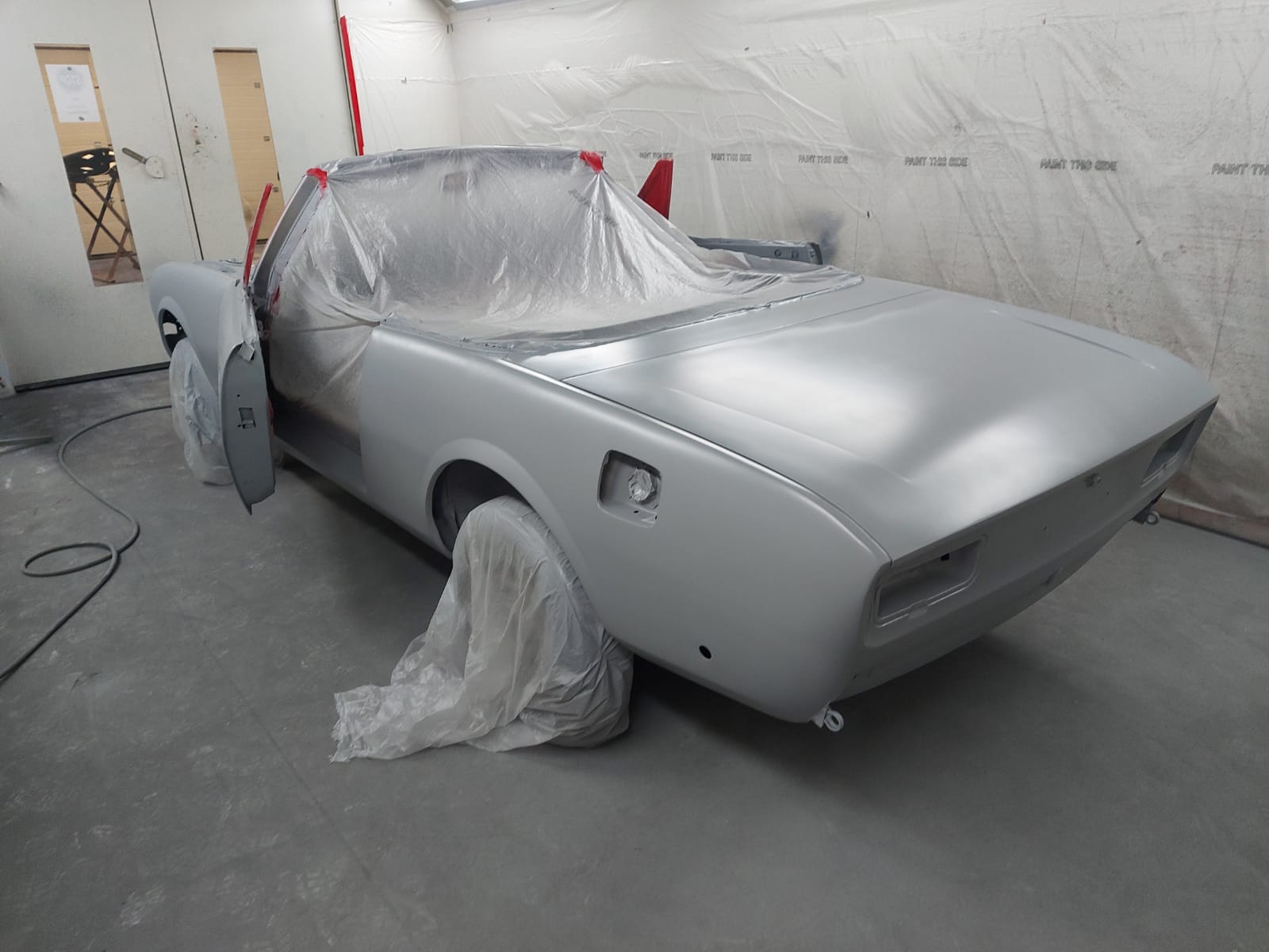01102020 Peugeot 504 Prep and painting Darren19 2