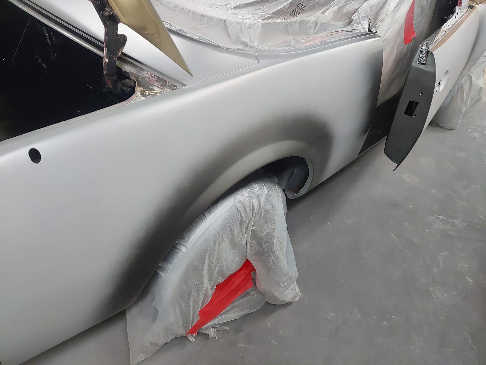 01102020 Peugeot 504 Prep and painting Darren20 2