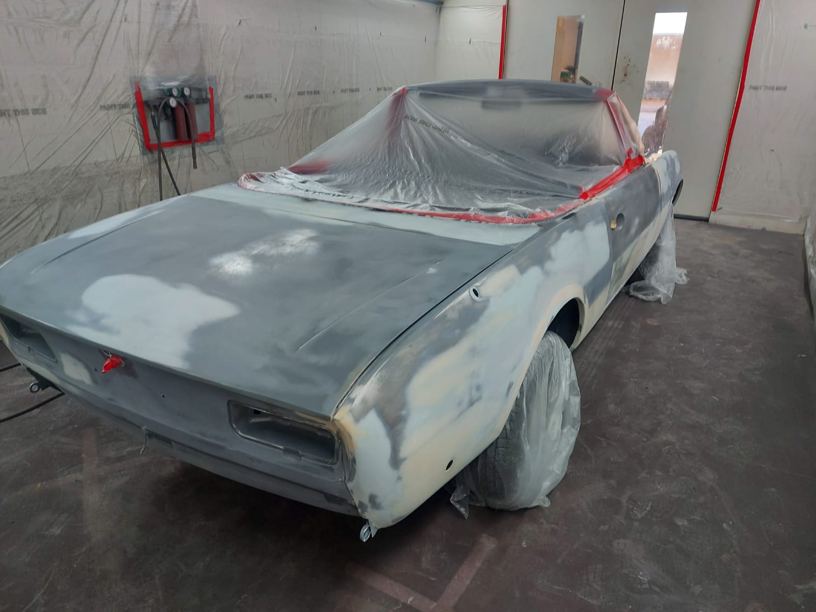 01102020 Peugeot 504 Prep and painting Darren255 1