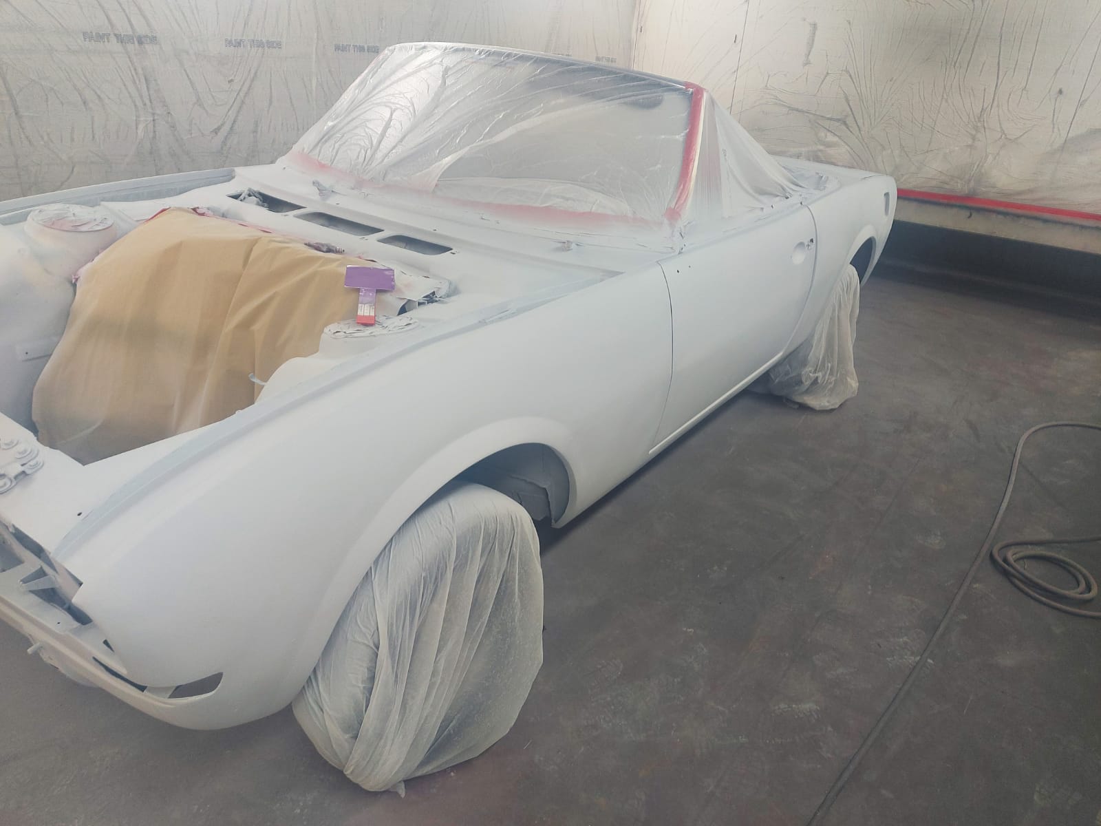 01102020 Peugeot 504 Prep and painting Darren259 1