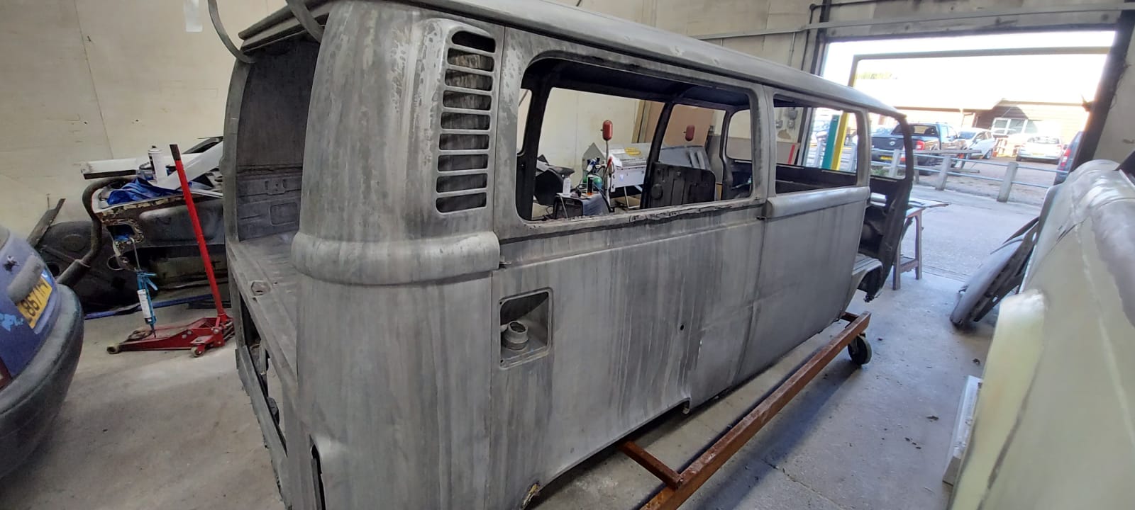 12102020 1973 Volkswagen T2 Dipped and Cleaned14 1