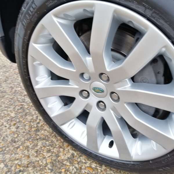 13102020 Range Rover after wheel refurb2 600x600 1