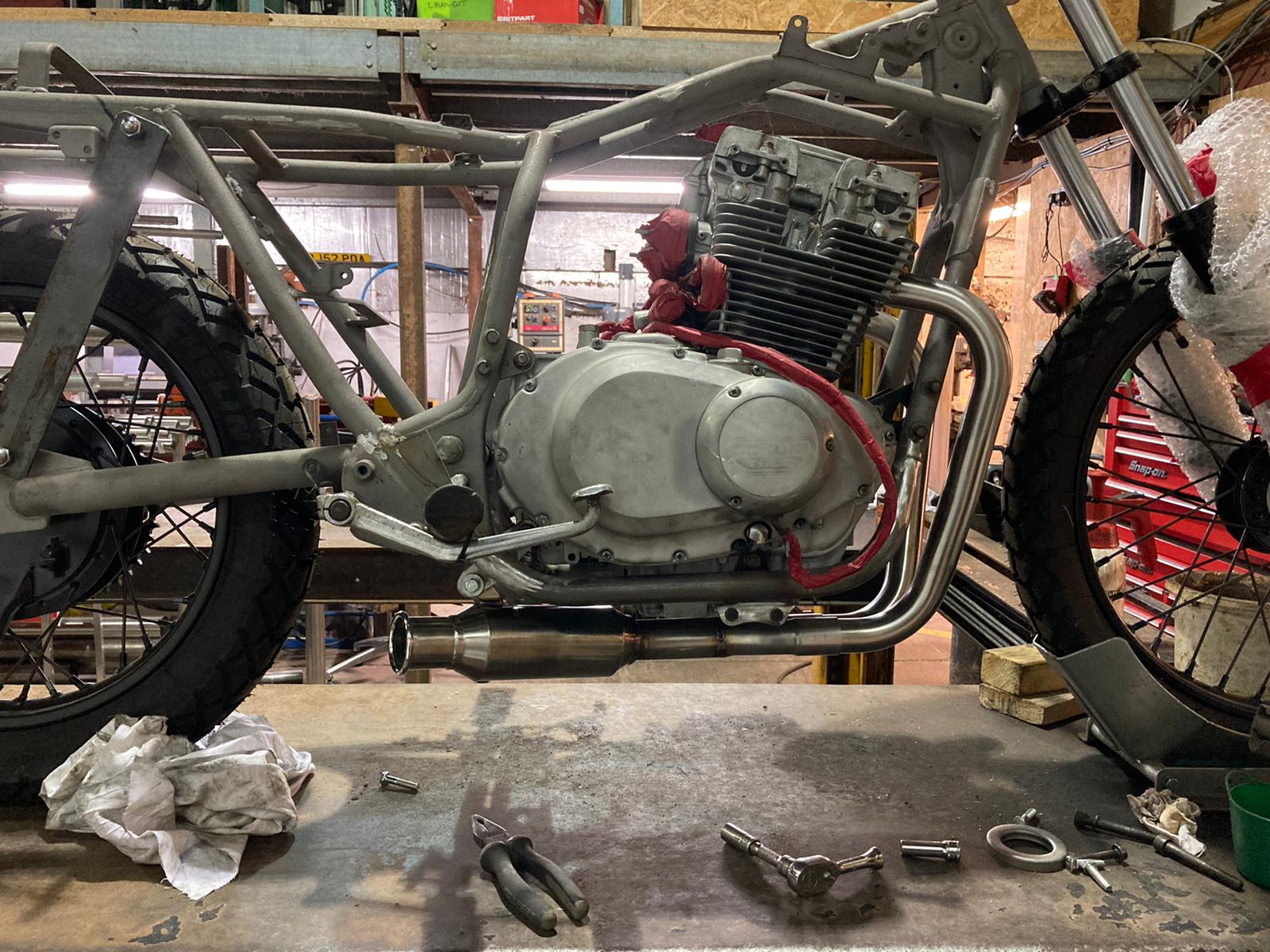 171020 Suzuki GSX400 Bespoke Exhaust Short 8 1