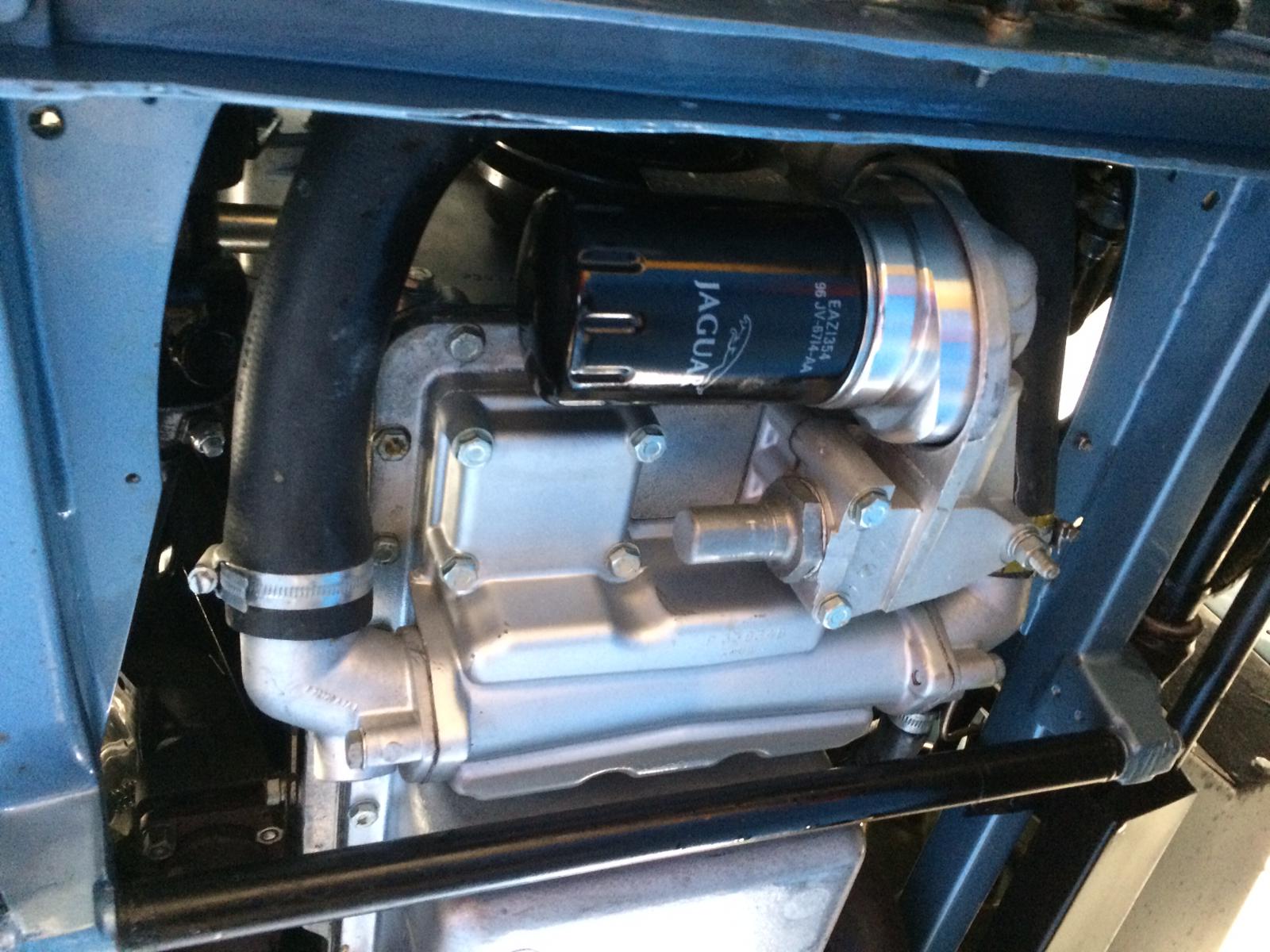 1972 Jaguar E Type new oil filter 15 1
