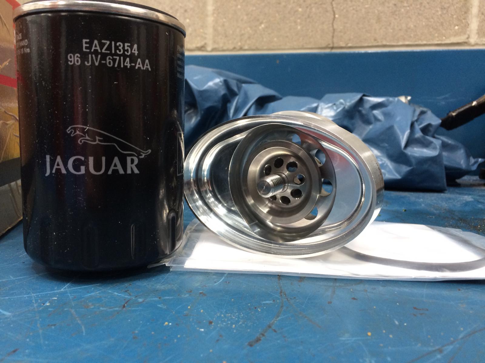 1972 Jaguar E Type new oil filter 6 1