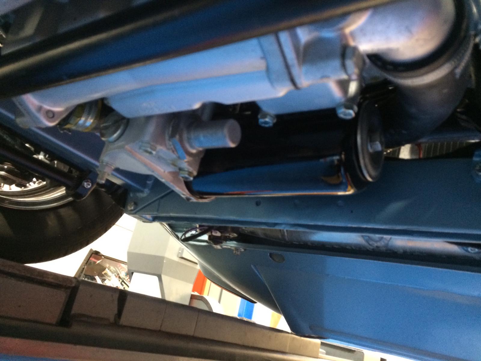 1972 Jaguar E Type new oil filter 7 1