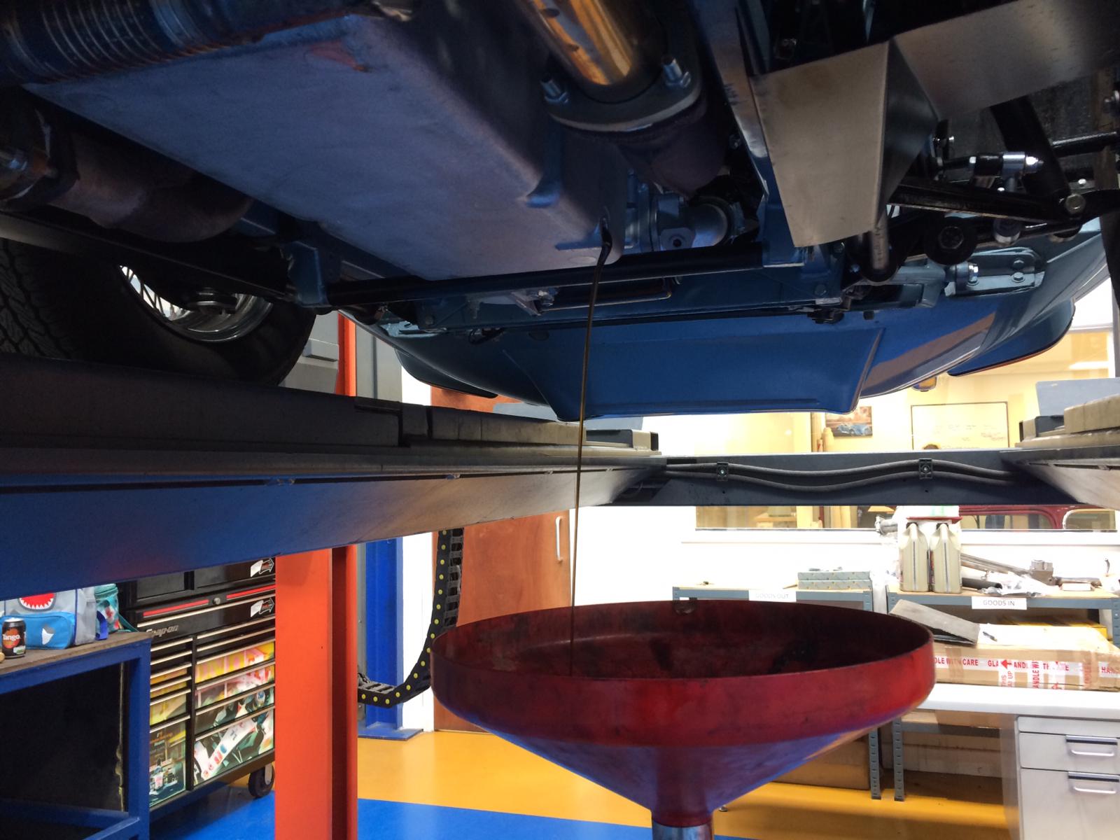 1972 Jaguar E Type new oil filter 9 1