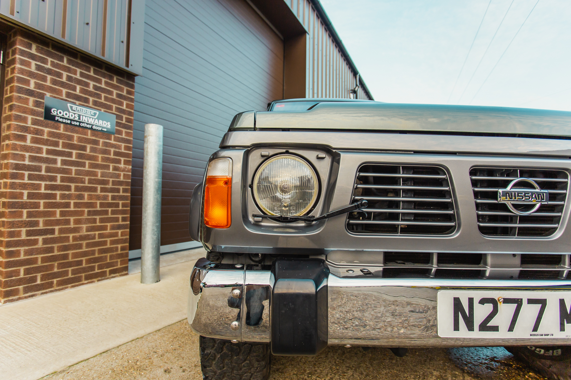 291020 Nissan Patrol Leaving Bridge 10 1