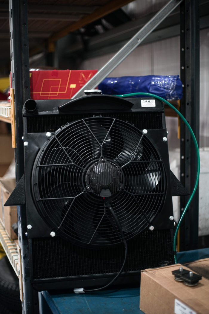 Fan 3 700x1050 1