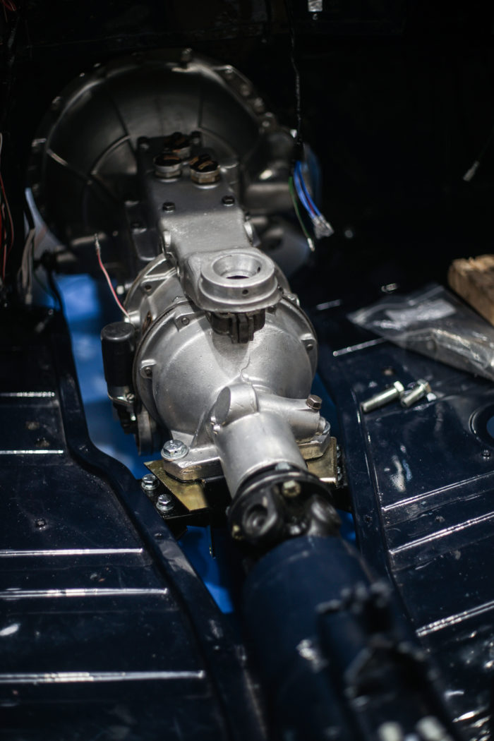 Triumph TR5 09 700x1050 2