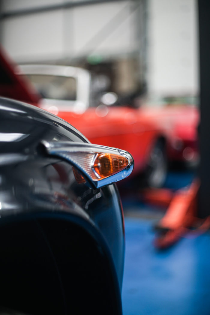 Triumph TR5 12 700x1050 1