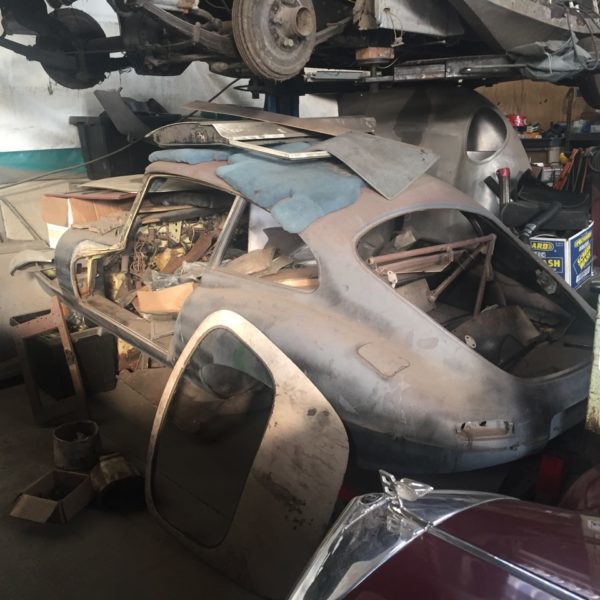 141116 Jaguar E Type Bodyshell 10 600x600 1 600x600 1