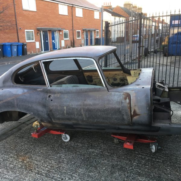 1967 Jaguar E Type 22 Bodyshell 1 600x600 1
