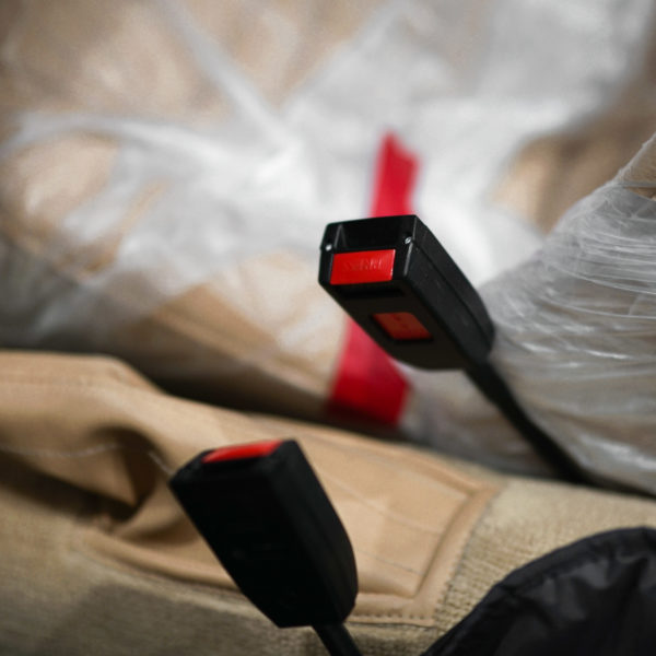tR5 SEATBELTS 2 600x600 1