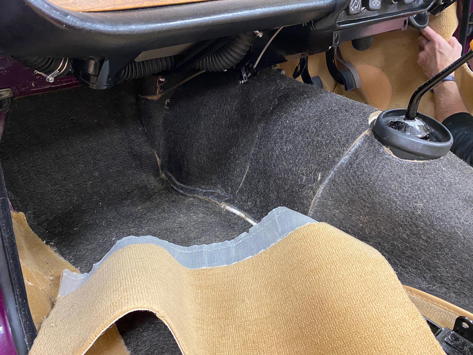 tr6 carpet3 1