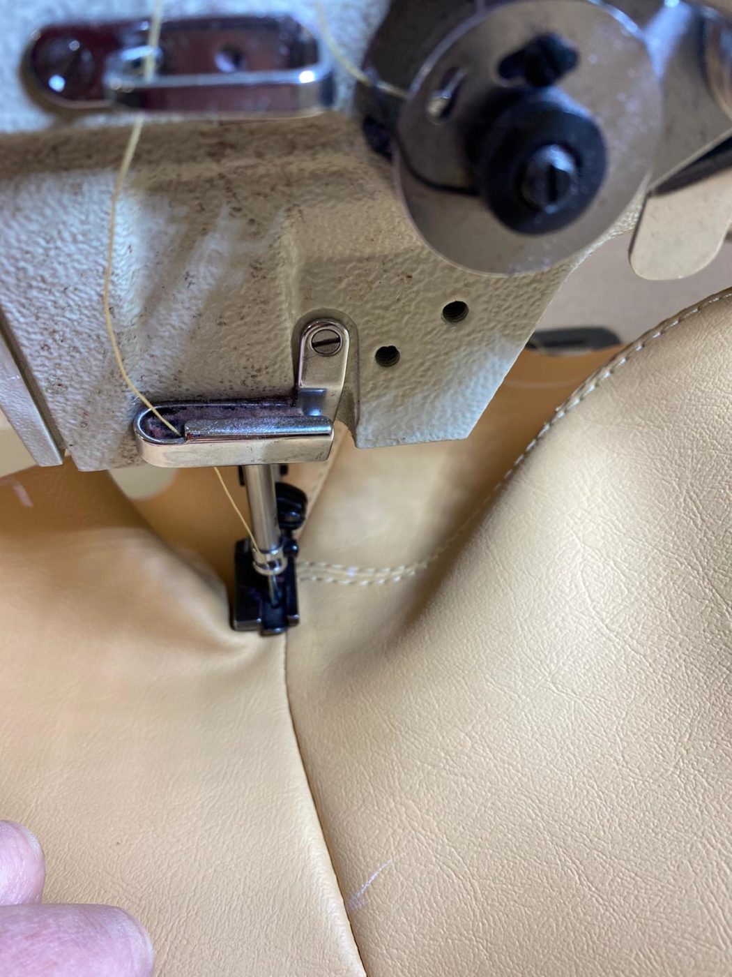 tr6 centre console5 1
