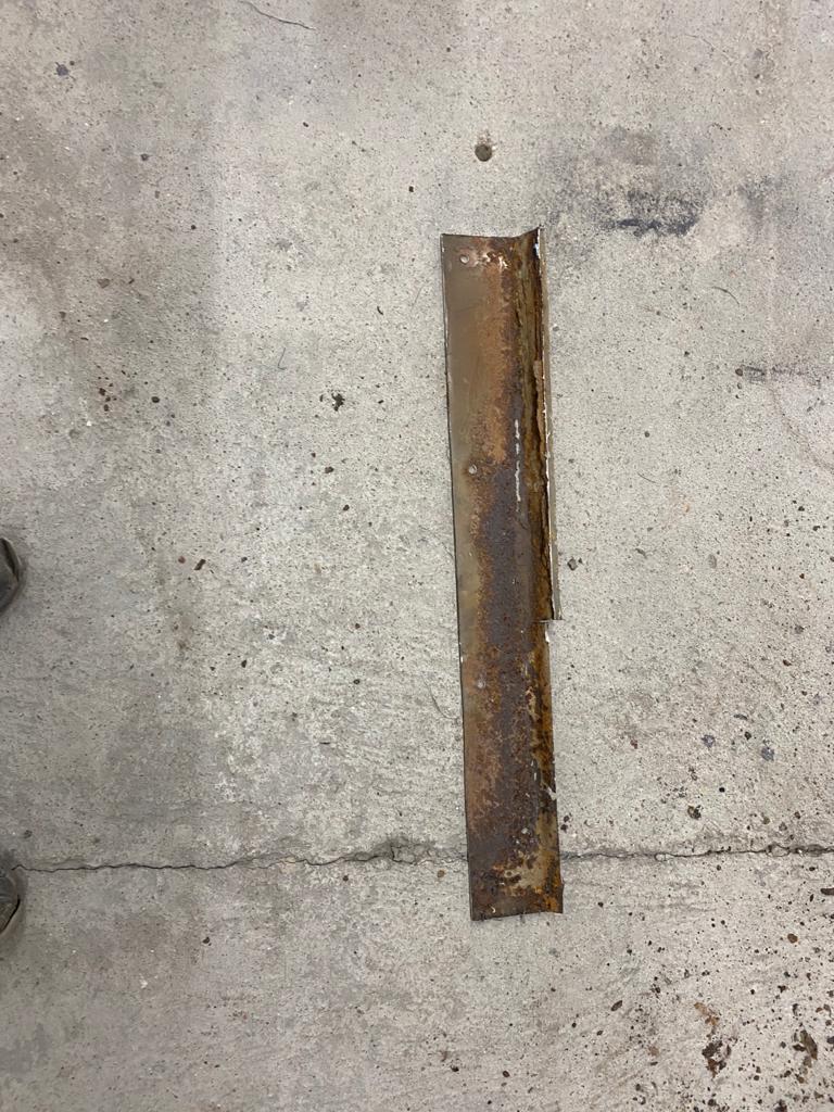 091220 1984 Lada 1200 Welding 10 1