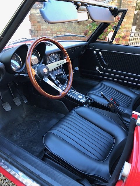 1971 Alfa Romeo 2 rotated 2