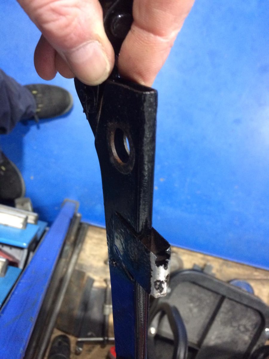 Dave TR5 Handbrake fix 4 1