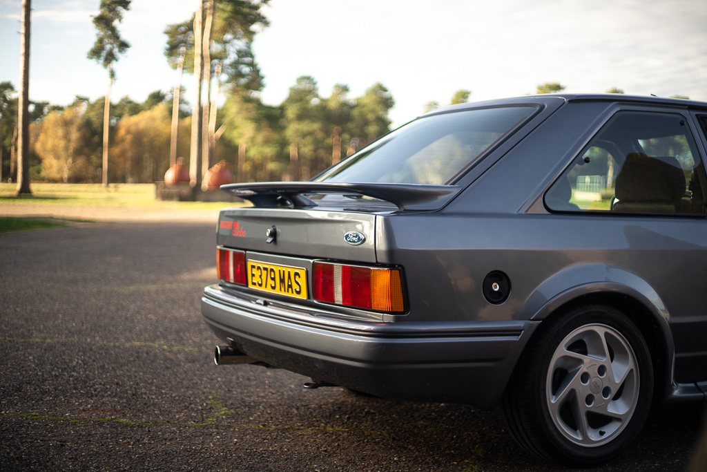 Ford Escort 04 1