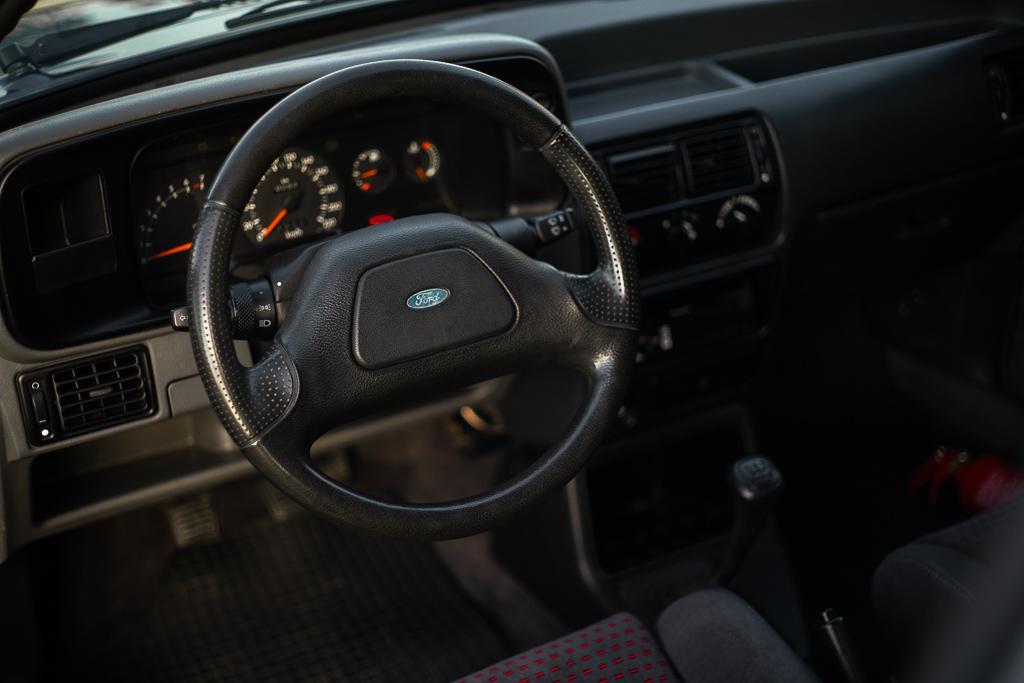 Ford Escort 09 1