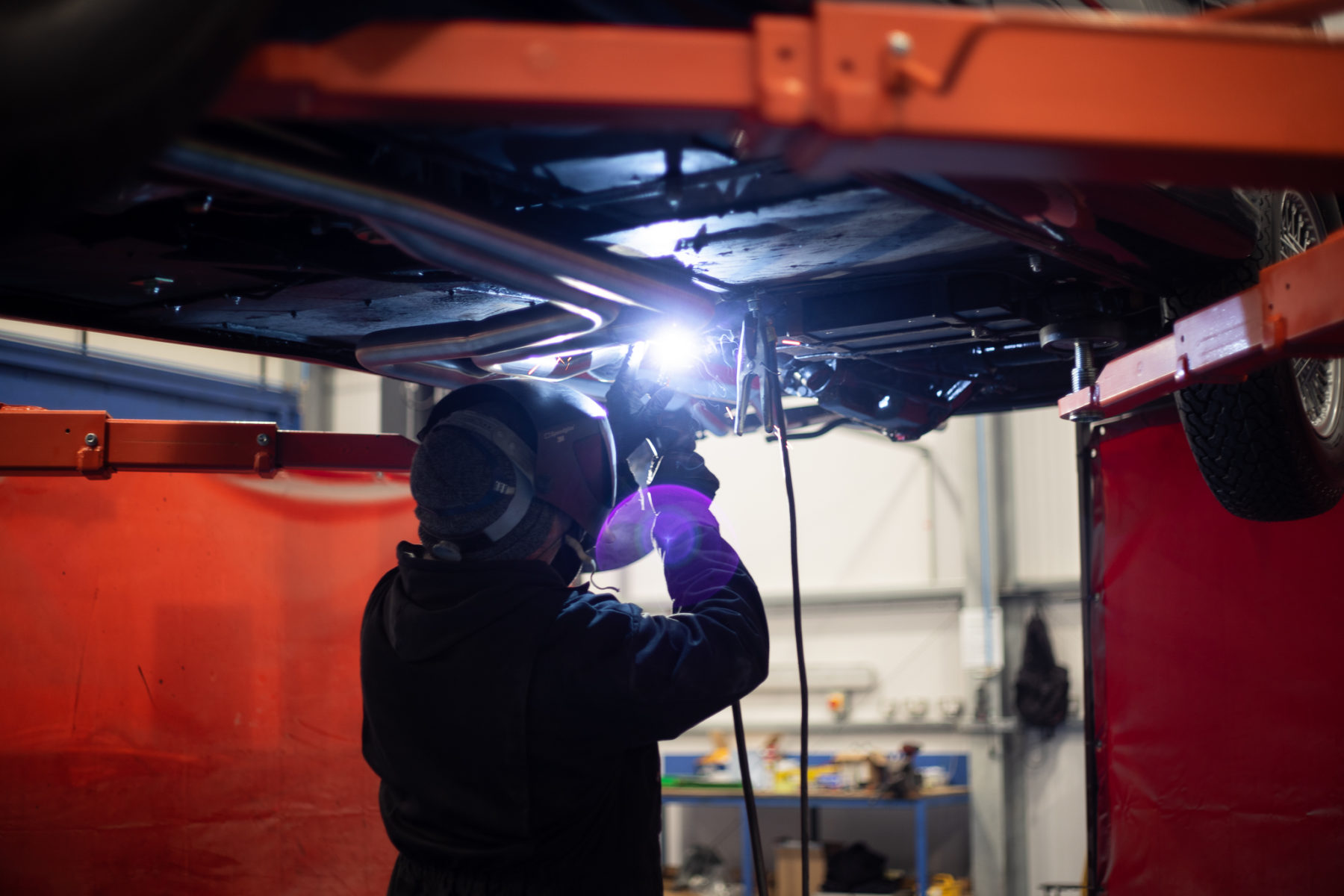 James welding navy Jensen 105 18 1