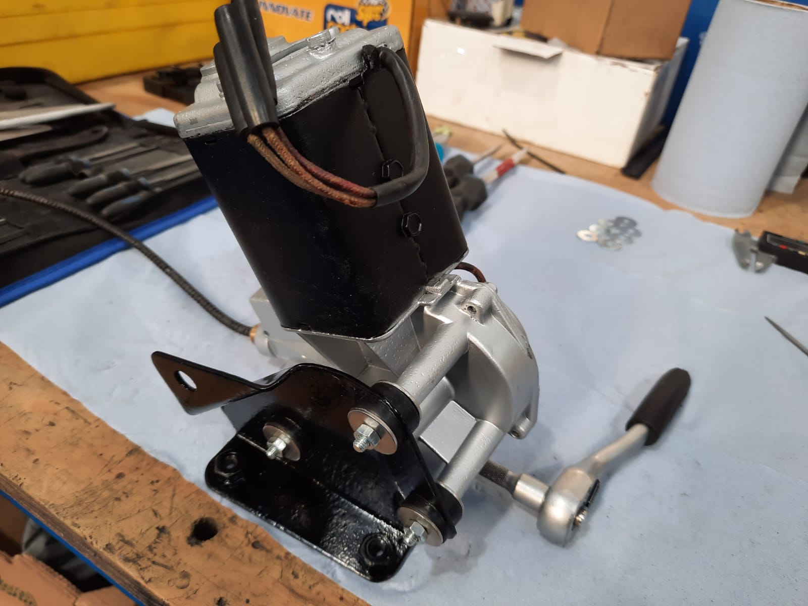 TR5 WIPER MOTOR MAURO 4 1
