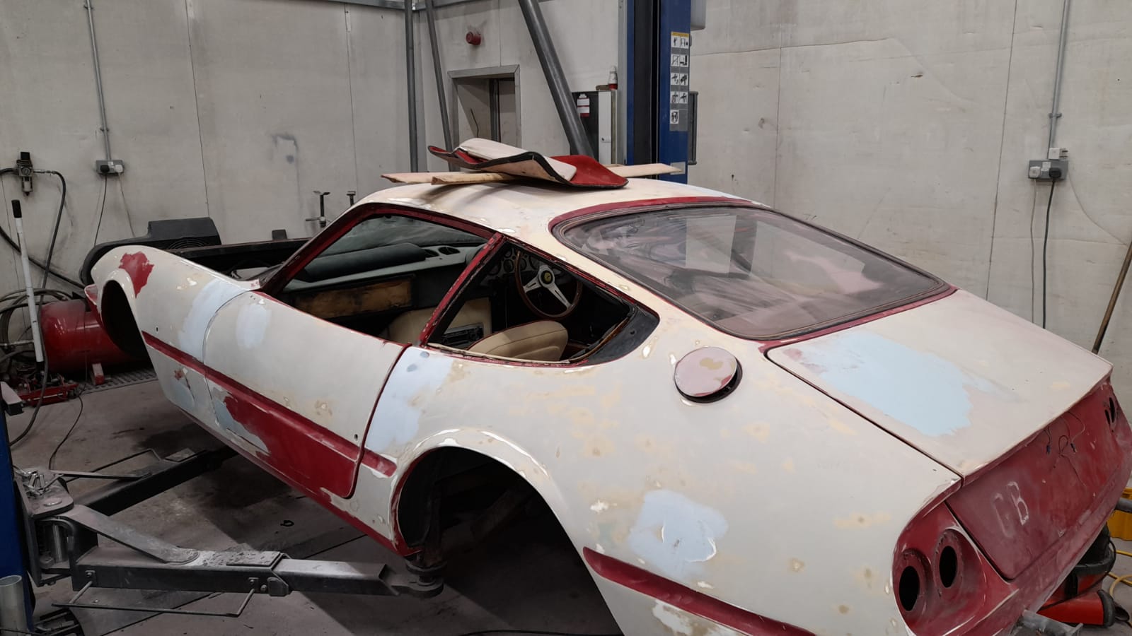 ferarri daytona scott 12 1