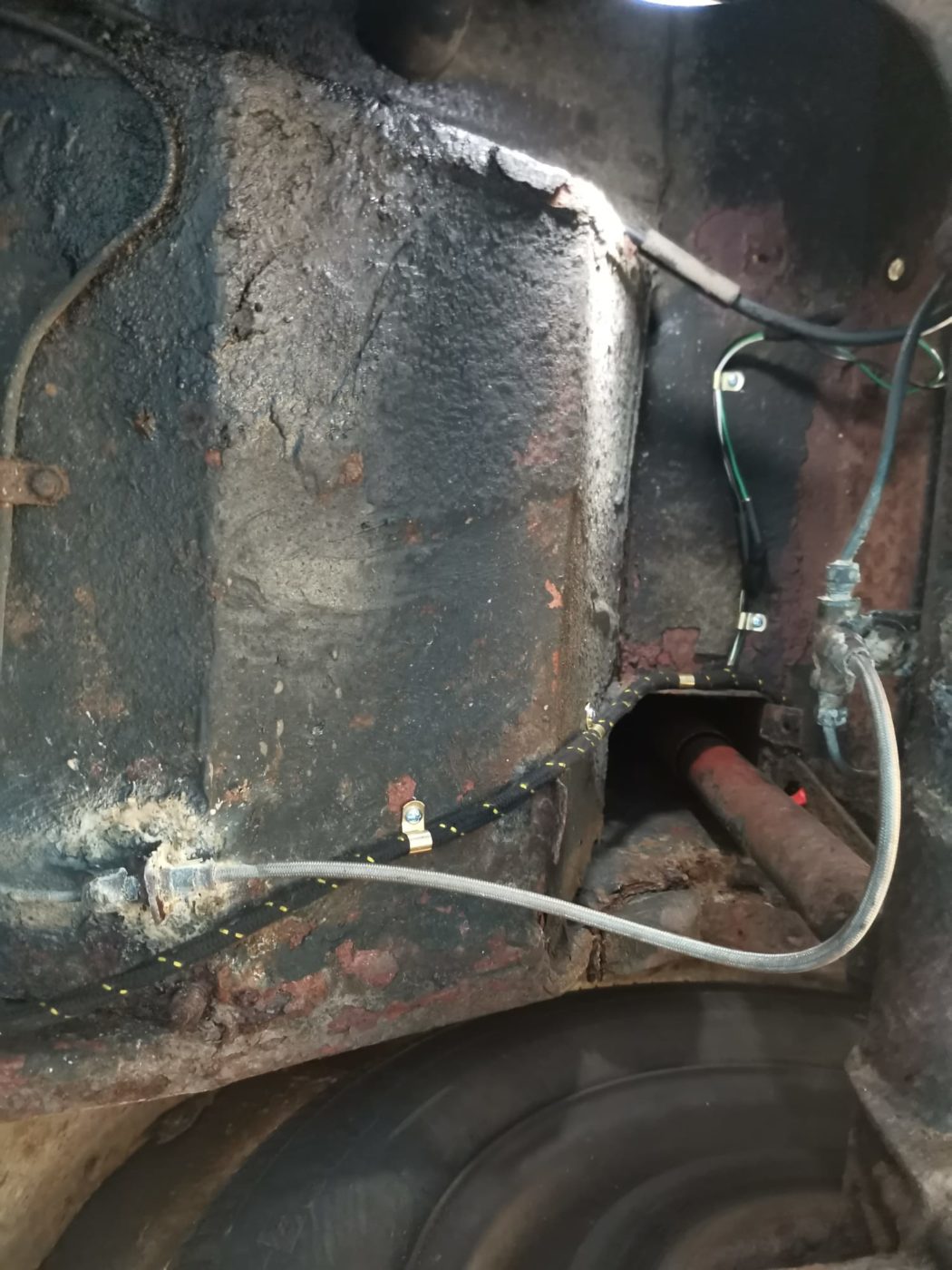 12 02 2021 1959 Jensen 541R rewiring by tom 7 1