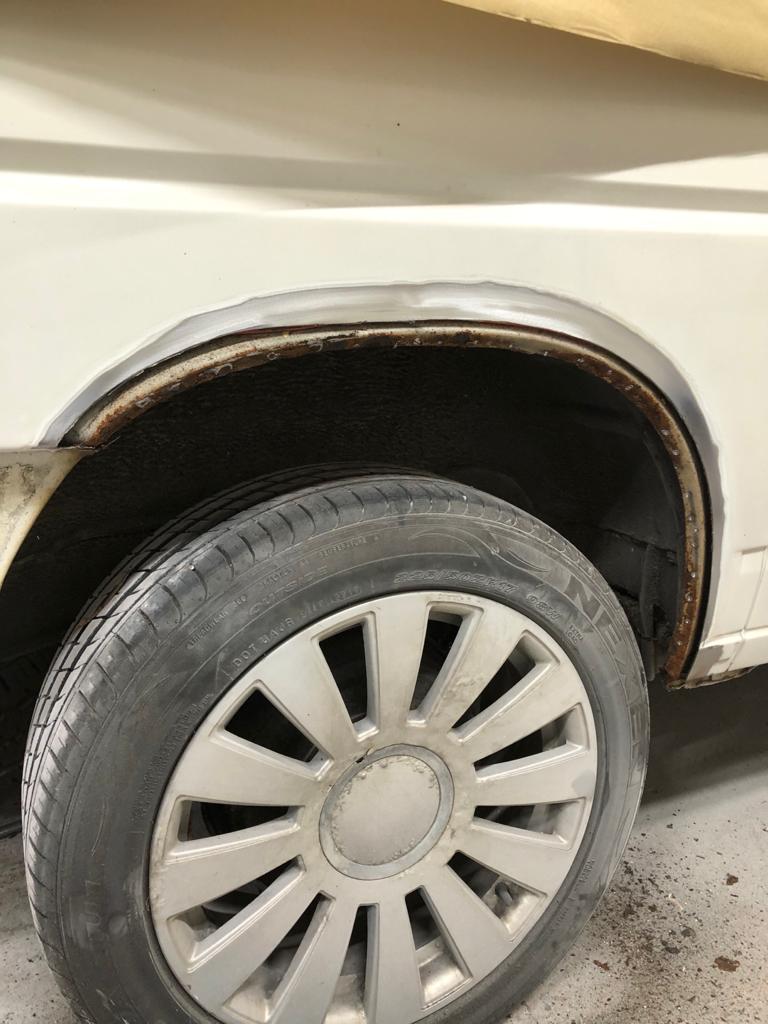 12 02 2021 1991 VW T4 James welding wheel arch 15 1