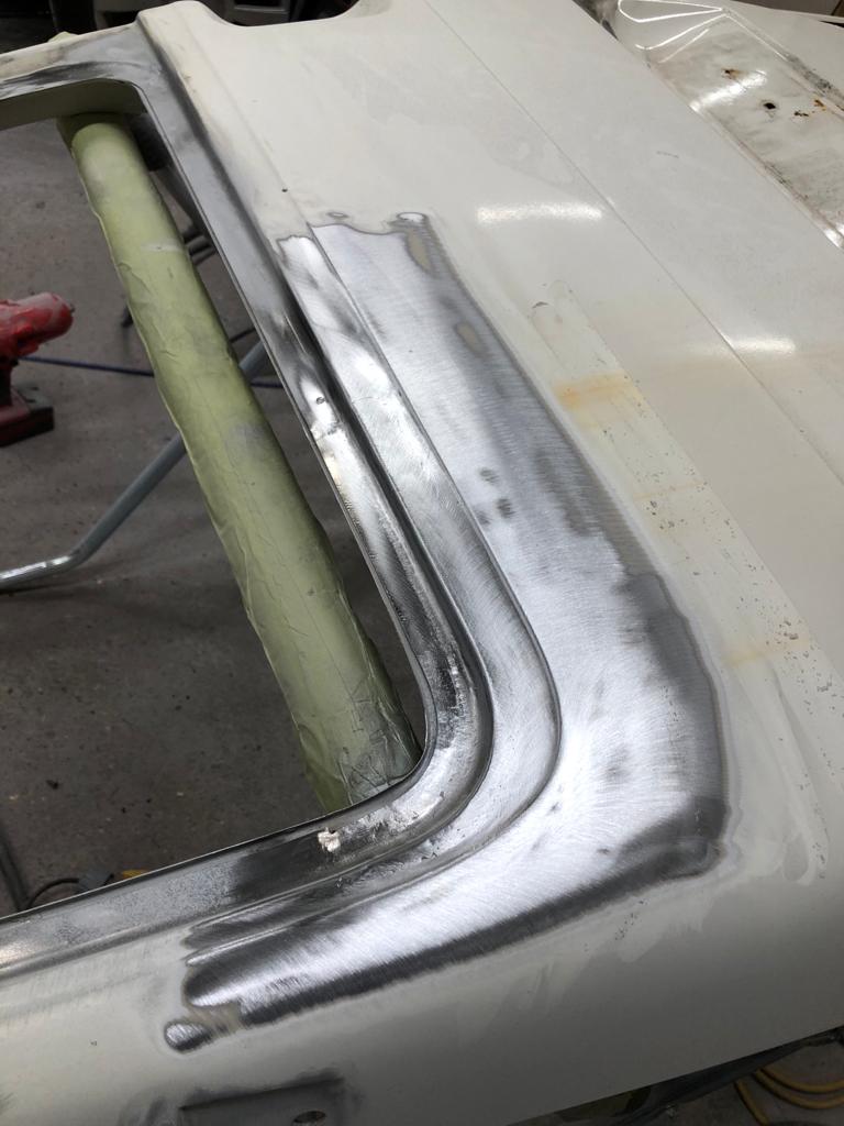 12 02 2021 1991 VW T4 James welding wheel arch 21 1
