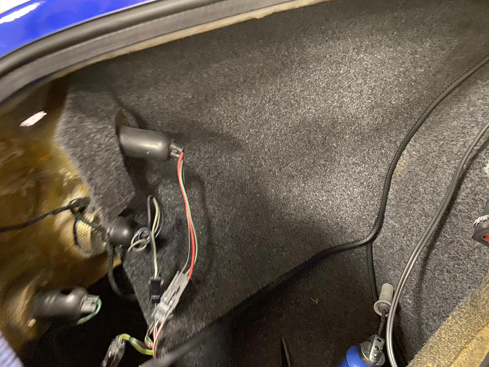 12 02 2021 1998 TVR Chimaera boot recarpet 5 1