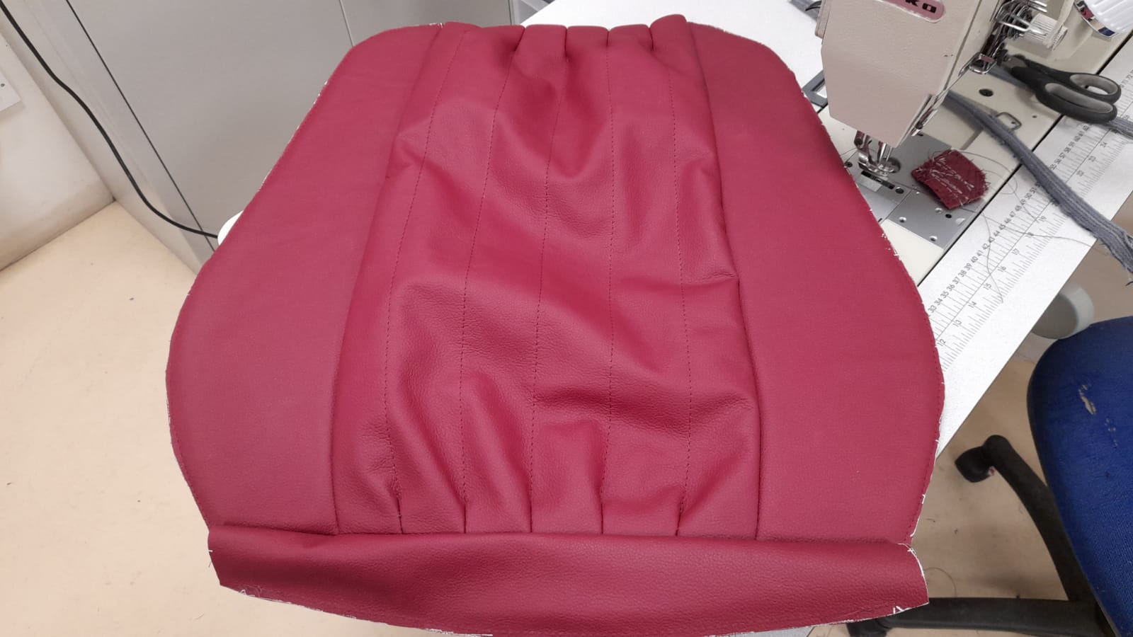 12 02 2021 Mercedes 500SL craigs Lydia making seat 2 1