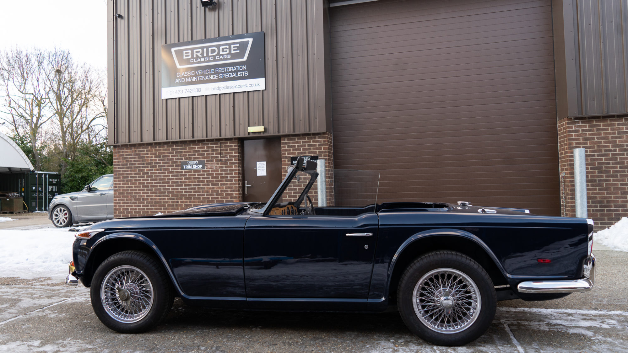 12022021 1960 Triumph TR5 update outside 06 1