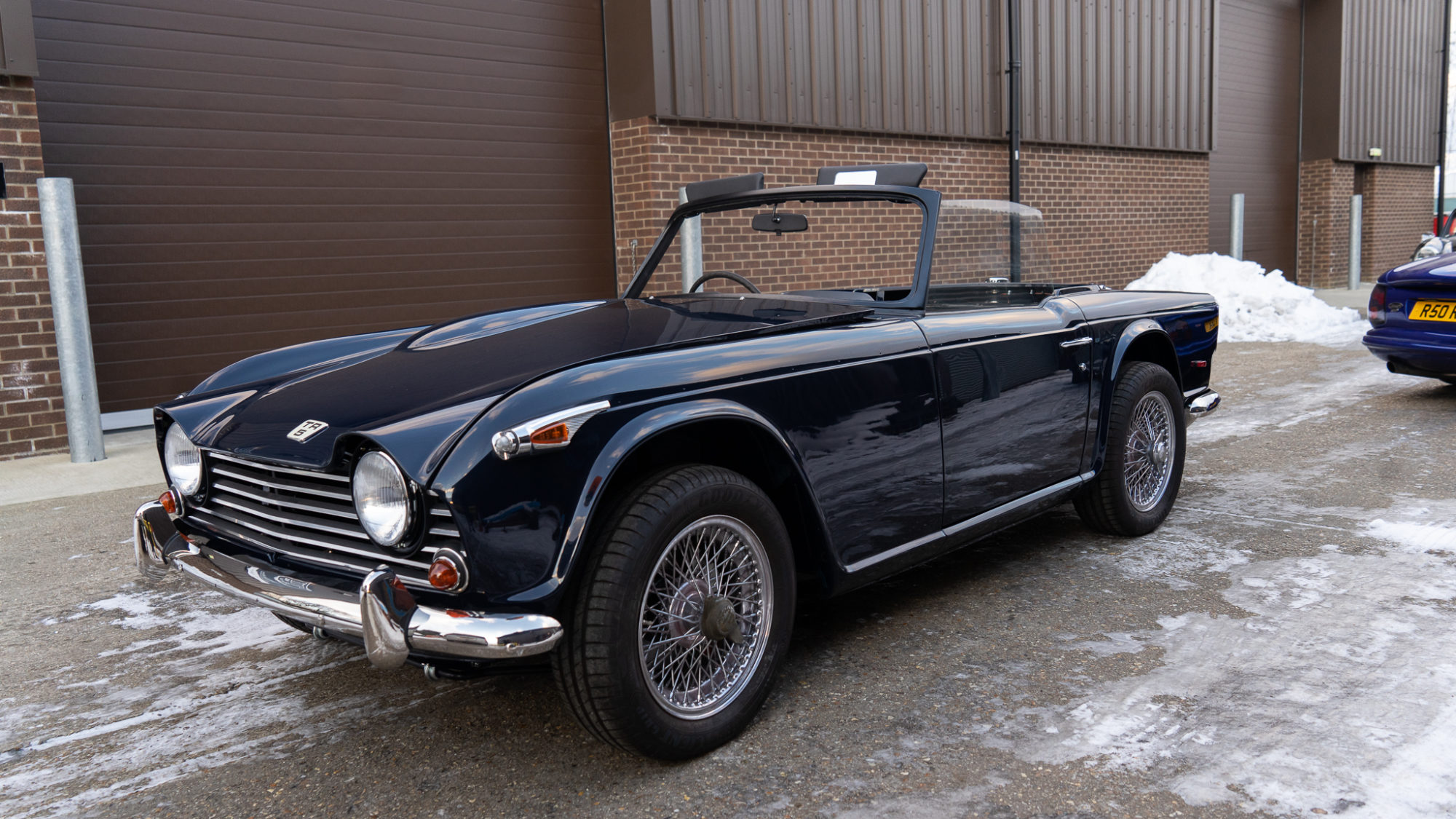 12022021 1960 Triumph TR5 update outside 08 2