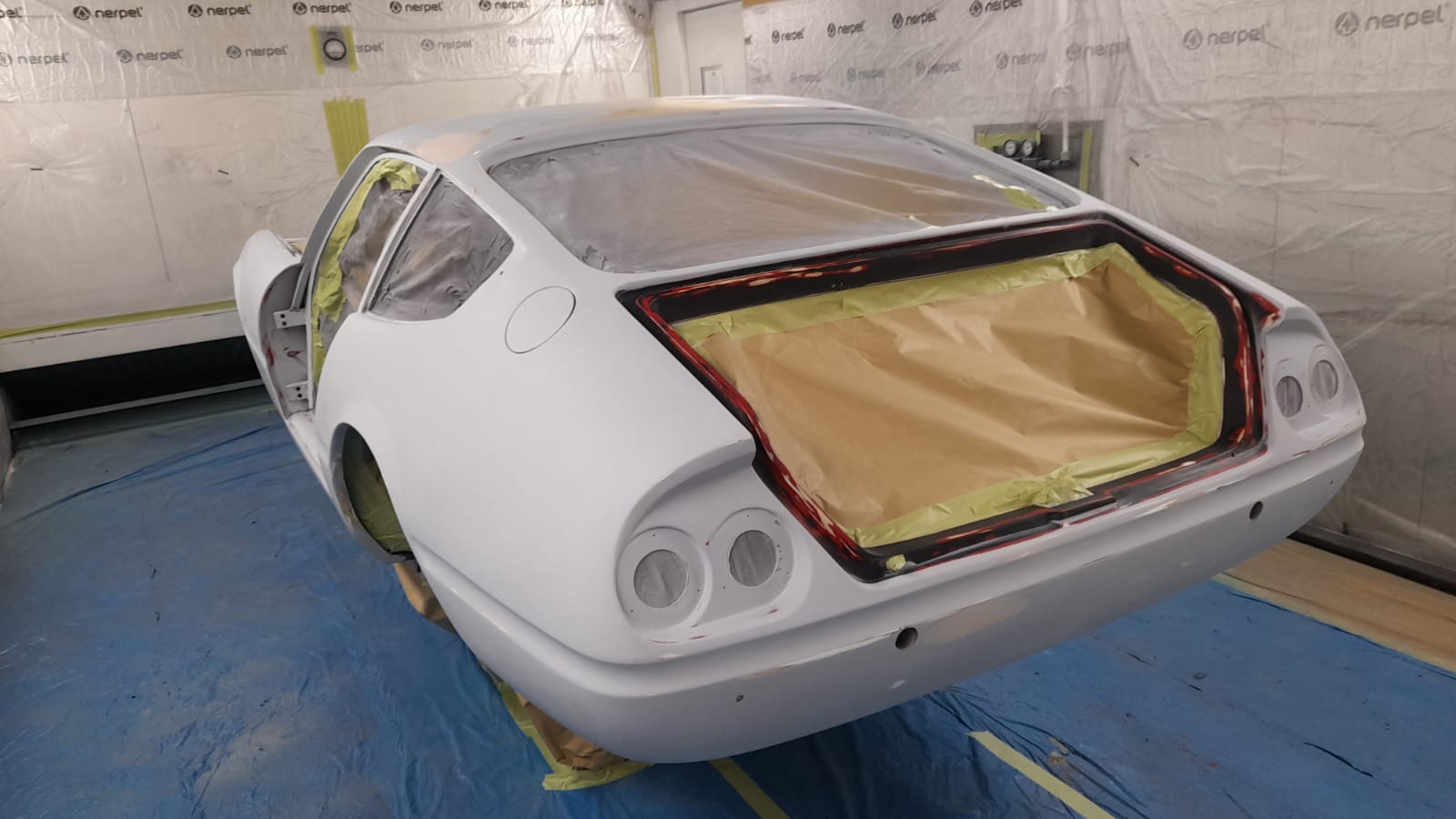 15022021 Ferrari Daytona masked and primed 1 1