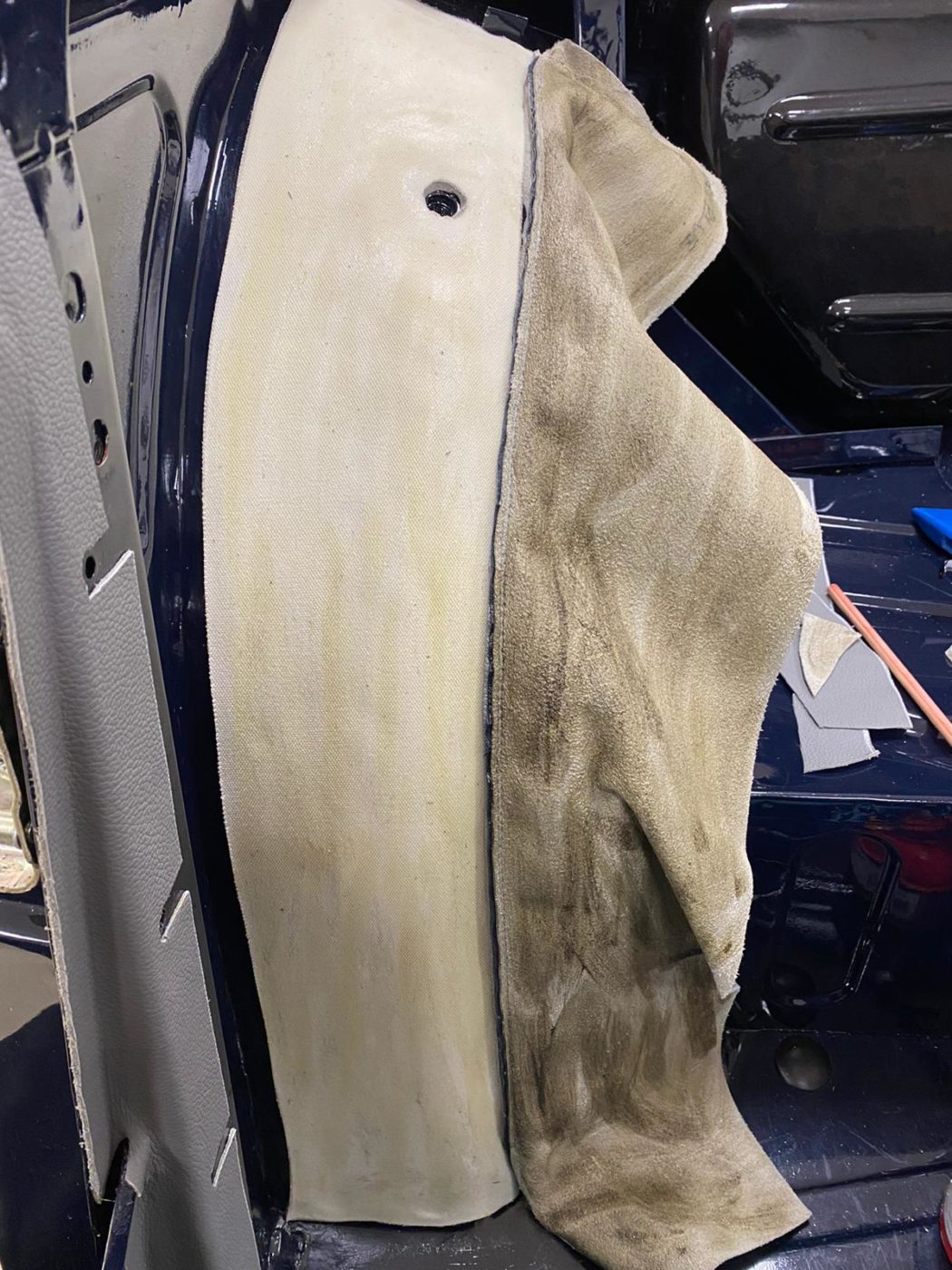 17022020 Triumph TR5 trim fitting 22 1